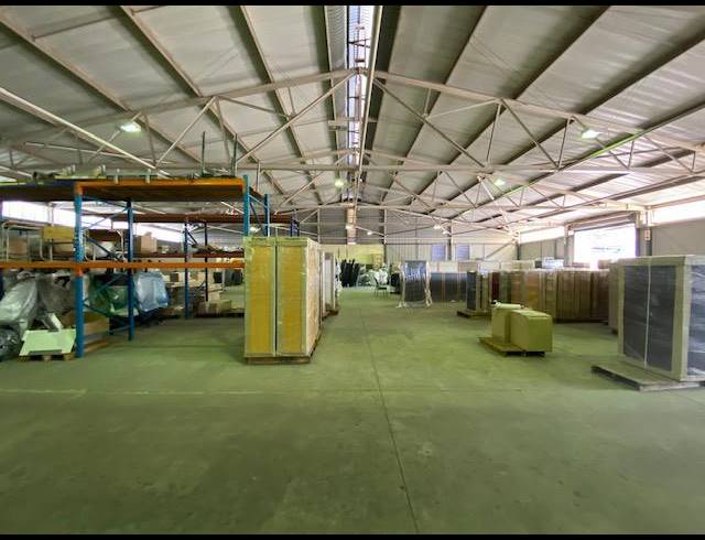 2,154M² WAREHOUSE TO LET IN WESTMEAD